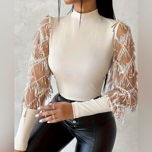 ✨NWOT- Chic Me Sequined Sleeve Ladies Top in Small